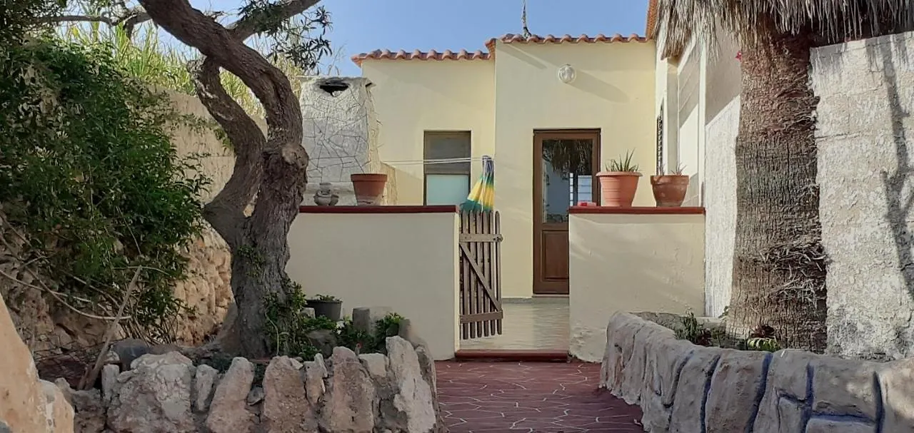 Appartamento La Casa Dei Delfini Lampedusa Italia